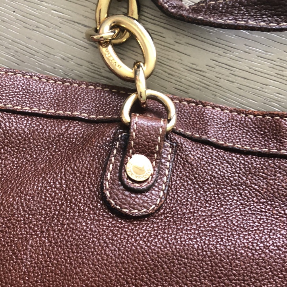 Bvlgari tote leather bag Size 18” x 12” x 5” - Picture 10 of 14